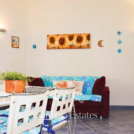 Mare House - 500m To The Sea Holiday home *